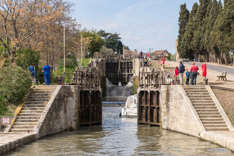 Śluzy kilkustopniowe na Canal du Midi