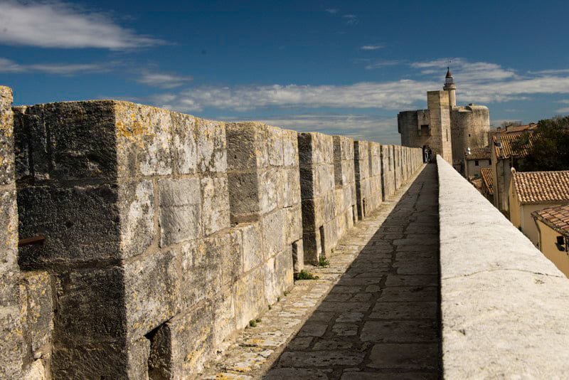 Aigues-Mortes Francja region Camargue mury miejskie