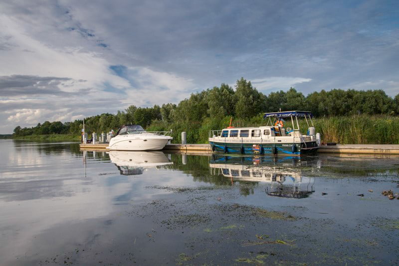 Przystań jachtowa Biała Góra barka Vistula Cruiser