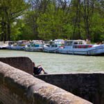 Negra Canal du Midi oczekiwanie na otwarcie śluzy