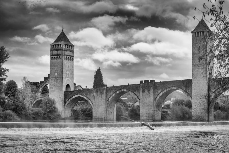 Most Valentre Cahors rzeka Lot Francja