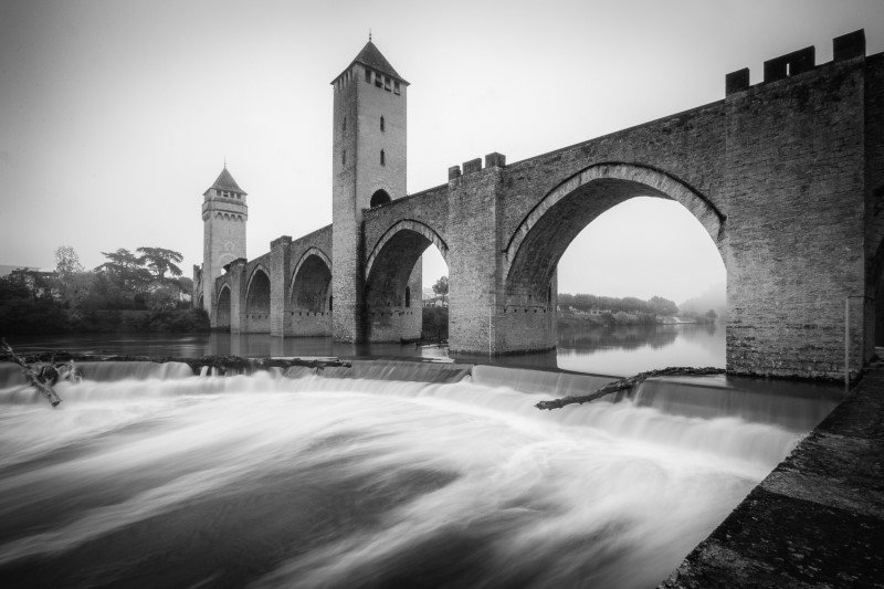 Most Valentre Cahors rzeka Lot Francja