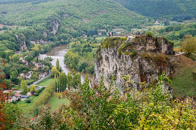 Rzeka Lot Saint-Cirq Lapopie