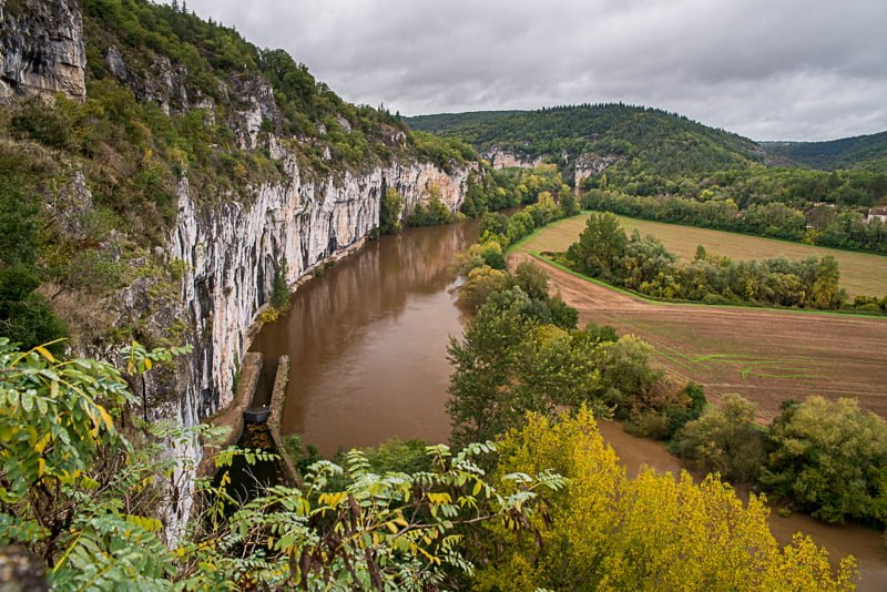 Rzeka Lot Saint-Cirq Lapopie