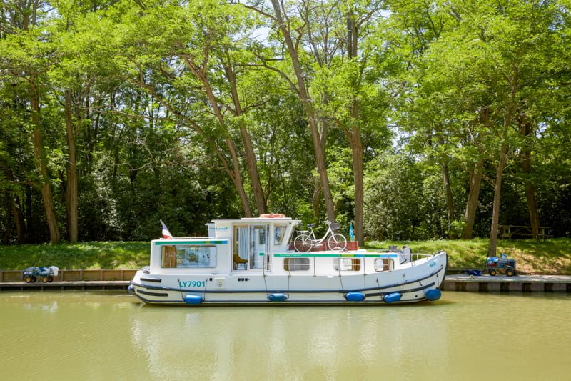 barka penichette na canal du midi baza Negra