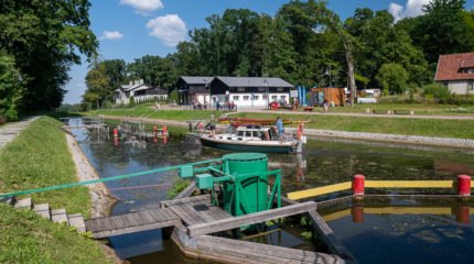 przygotowania do przeprawy na pochylni Buczyniec