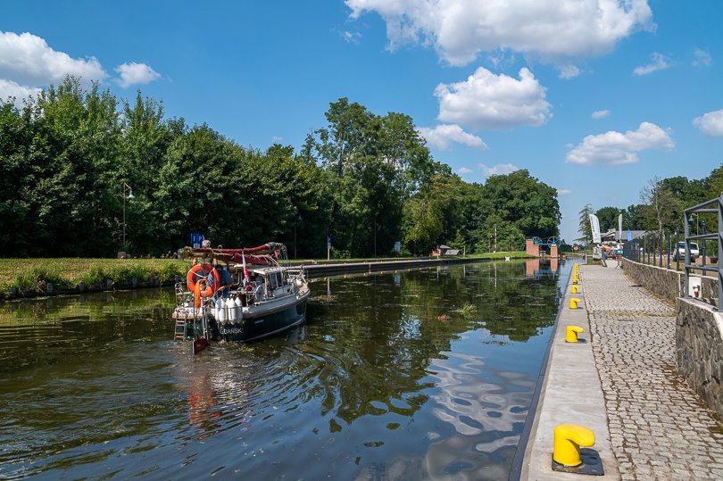 pochylnia Buczyniec na Kanale Elbląskim jacht